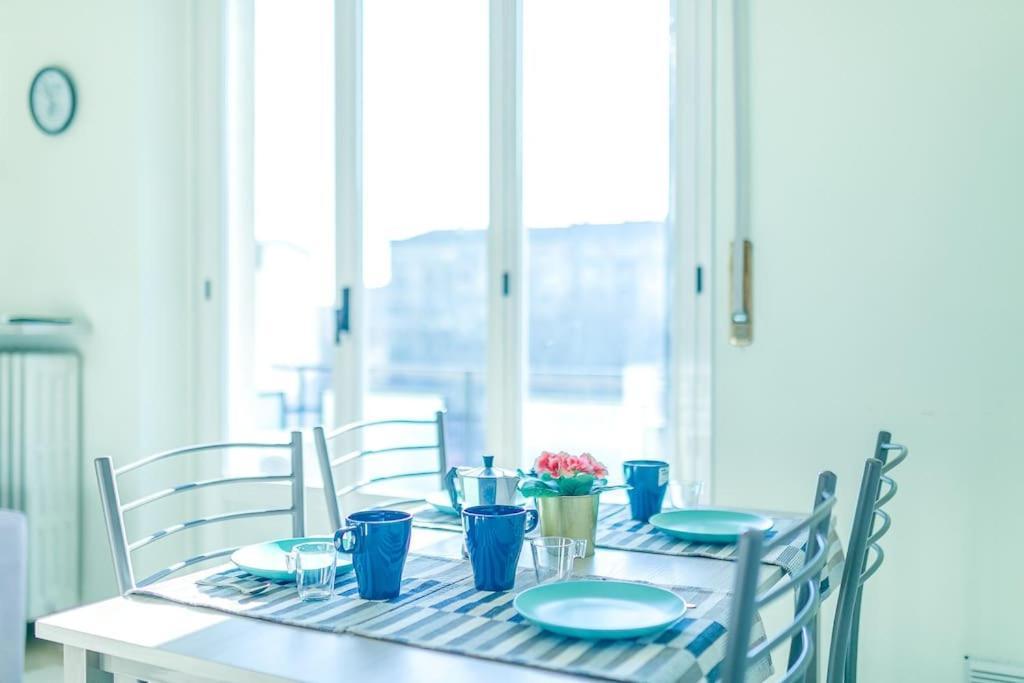 Navigli - Downtown - Duomo Spacious Two Bedroom Apartment - Close To Metro - Ac - Wi-Fi Milan Luaran gambar