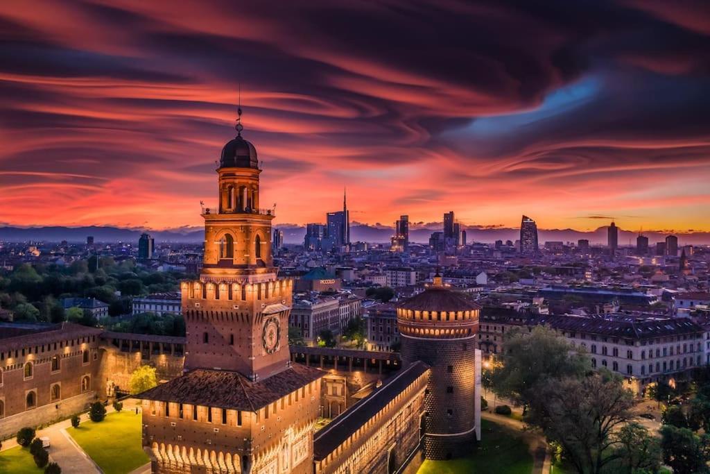 Navigli - Downtown - Duomo Spacious Two Bedroom Apartment - Close To Metro - Ac - Wi-Fi Milan Luaran gambar